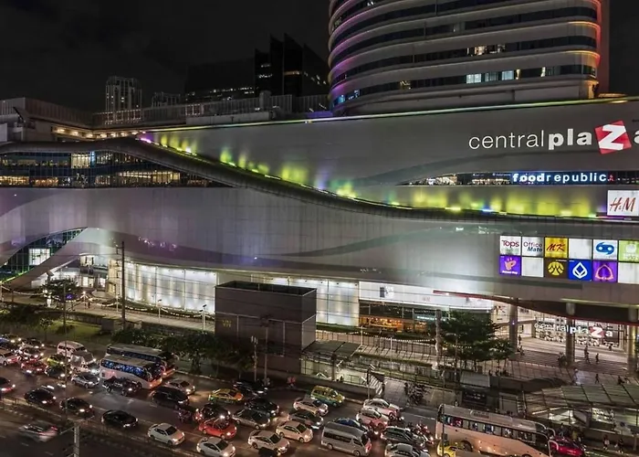 King Bed With Living Pool And Gym Mrt 200m Bangkok