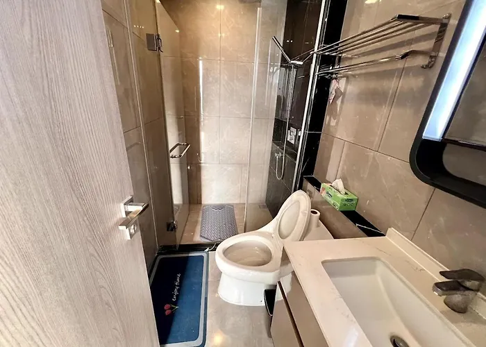 King Bed With Living Pool And Gym Mrt 200m Appartement